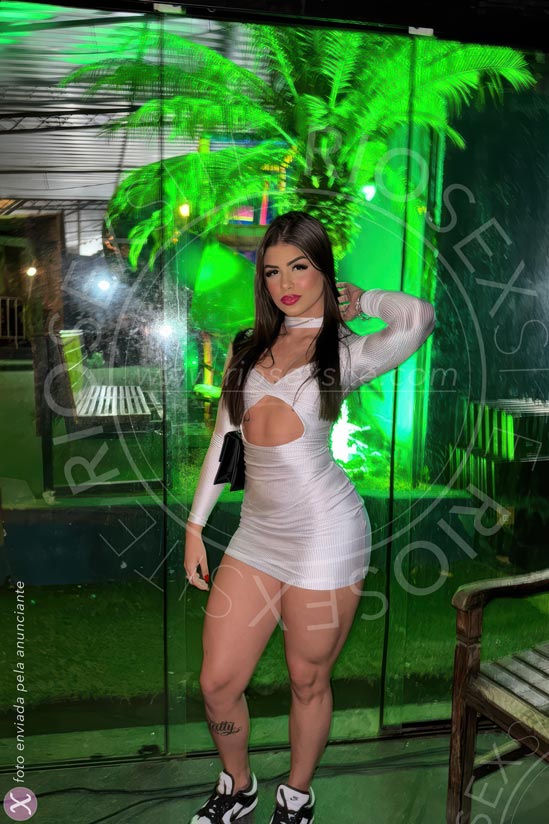 6 - photo of Camila Bianchi