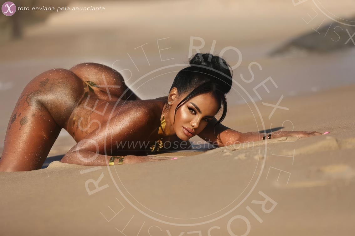 2 - photo of Indyara Dourado